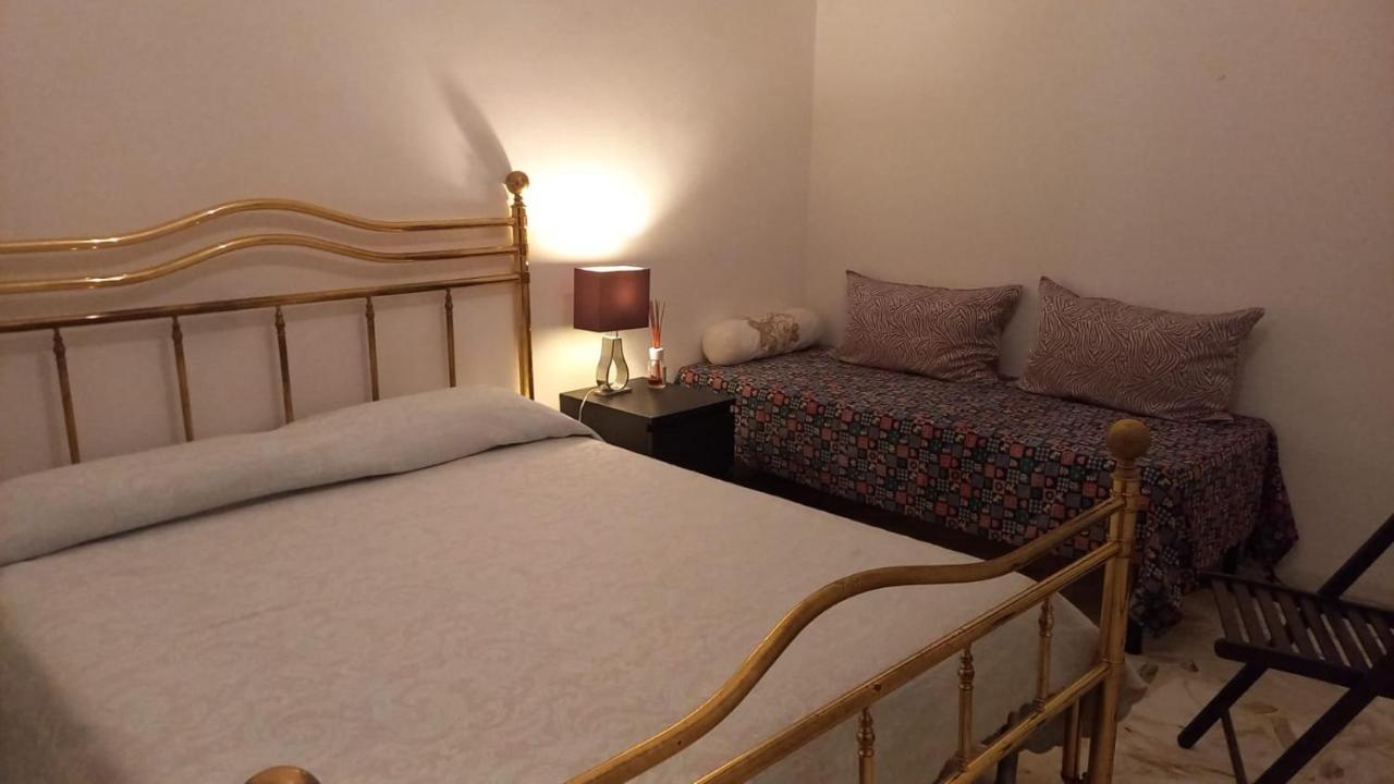 Terrazza Santo Oronzo Apartment Lecce Luaran gambar